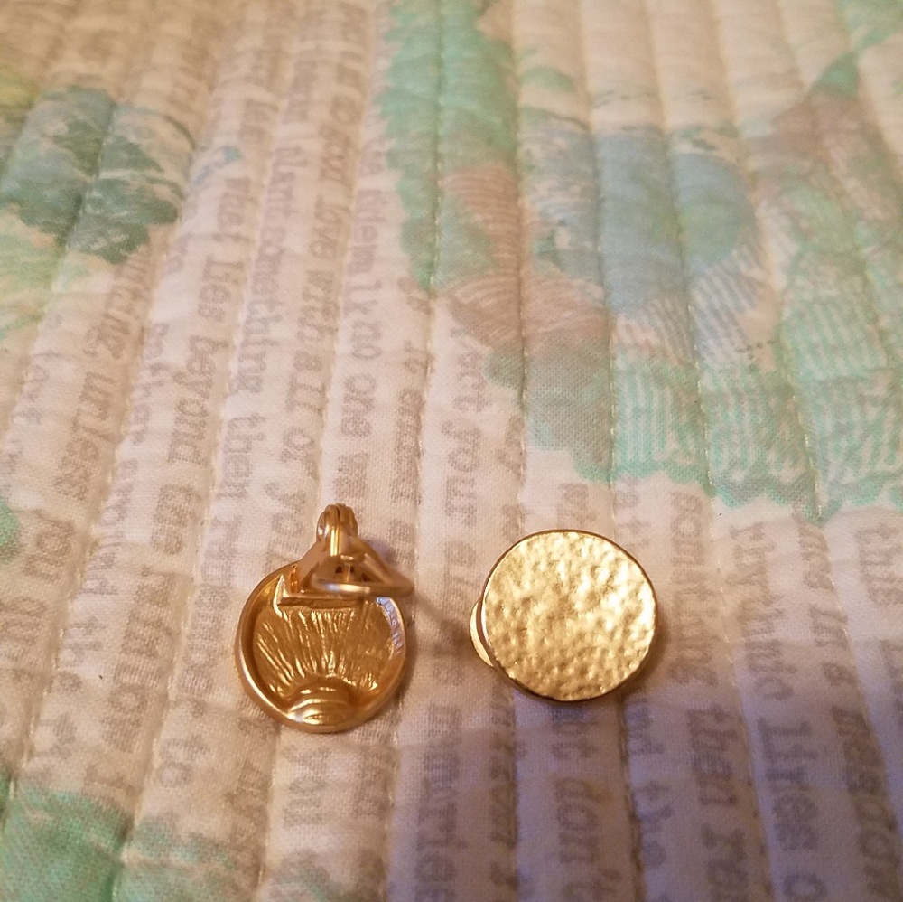 Clip on earrings